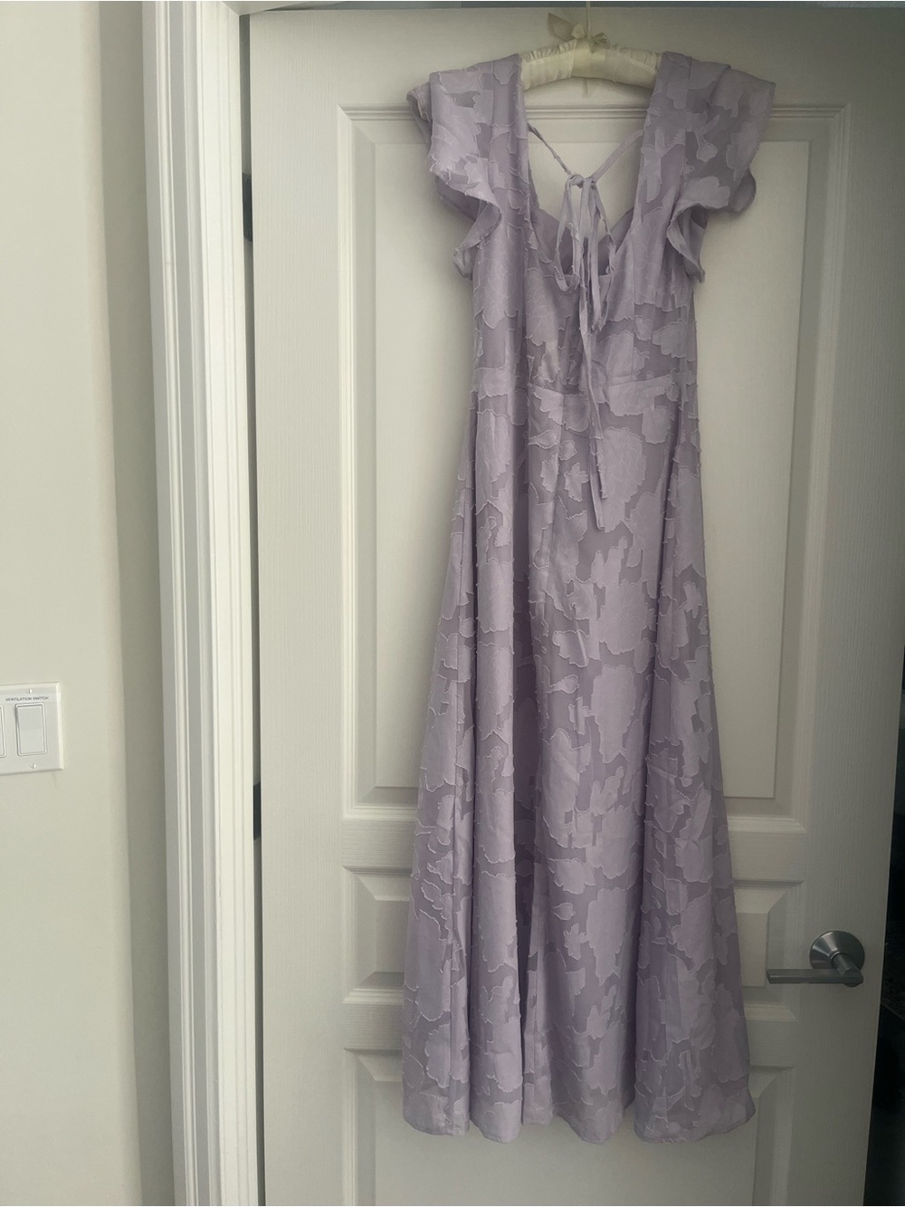 Lavender Floral Rihoas Jacquard Midi Dress - Picture 4 of 7